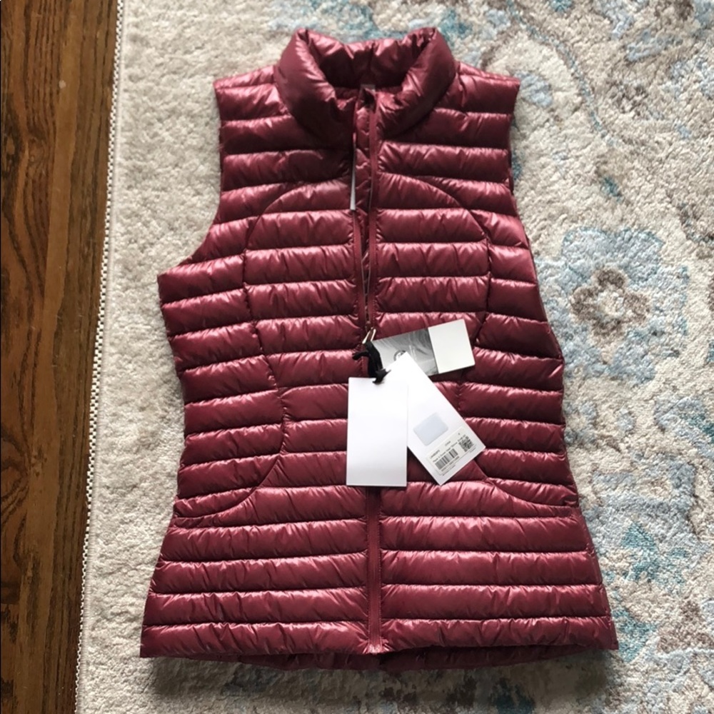Lululemon Pack it Down Vest *Shine - Size 6 NWT